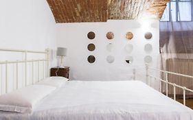 Cozy Apartment In Wonderful Navigli Area